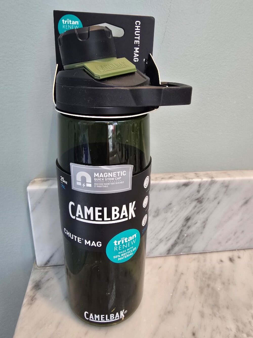 NWT CamelBak 25 oz Bottle, Olive